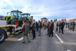FRANCE - DEMO - FARMERS - BLOCKAGE - HIGHWAY
